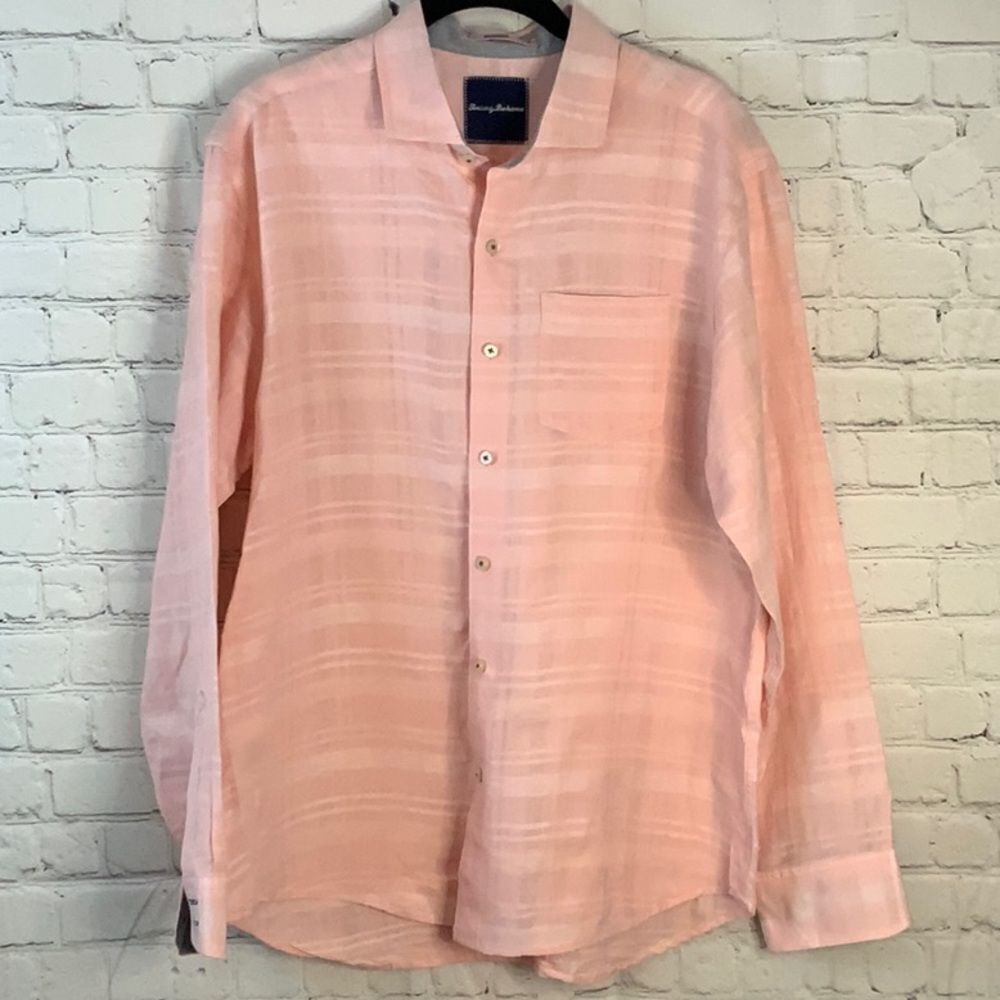 Tommy Bahama Pink Button Down Dress Shirt, Men’s Dress Shirt size Medium